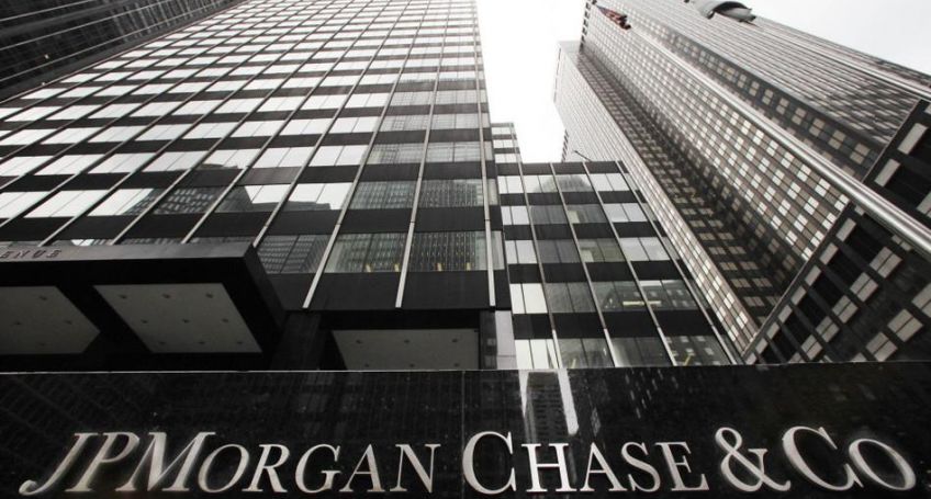 JPMorgan: blockchain decision for transactions among banks.