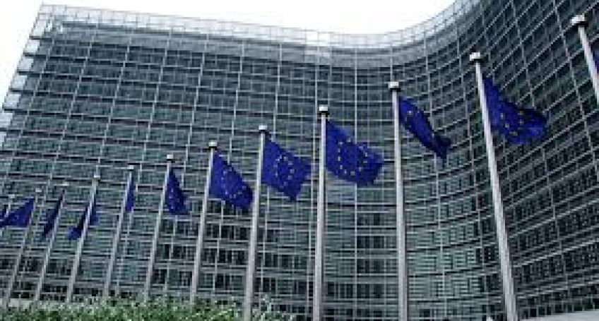 The European Commission (EC) is going to work with blockchain.